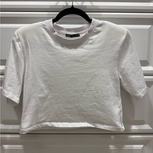 Zara Classic White Tee cropped